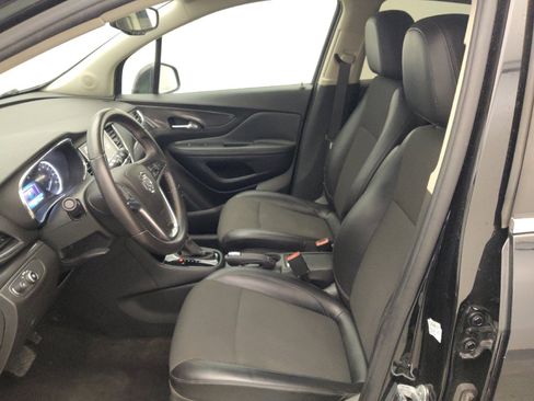 Used 2019 Buick Encore Preferred AWD/4WD image 17