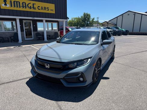Used 2020 Honda Civic Sport image 2