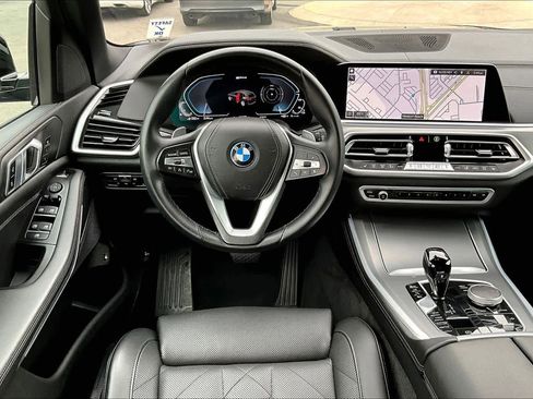 Used 2023 BMW X5 xDrive45e w/ Parking Assistance Package image 5