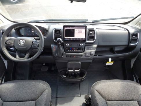 New 2024 RAM ProMaster 3500 w/ Quick Order Package 22G SLT image 11