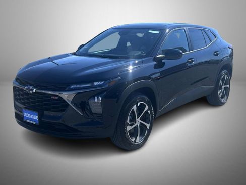 New 2026 Chevrolet Trax RS w/ Sunroof Package image 1