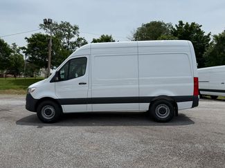 Used 2025 Mercedes-Benz Sprinter 2500 video 5