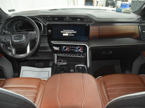 Used 2024 GMC Sierra 1500 Denali Ultimate AWD/4WD image 33