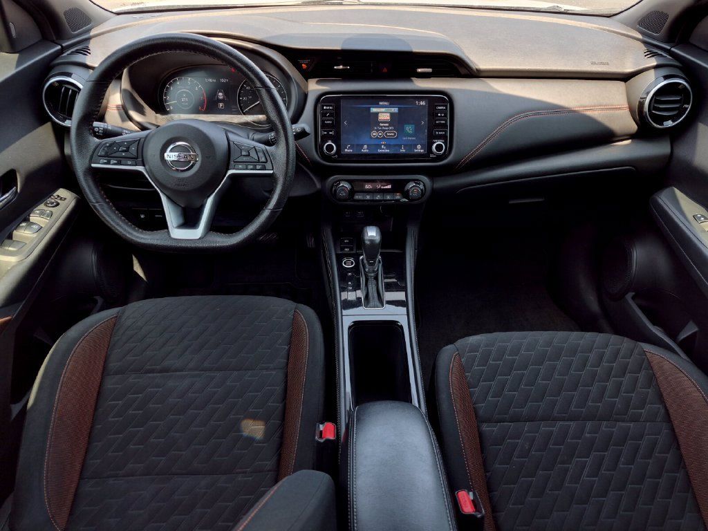 Used 2021 Nissan Kicks SR FWD image 32