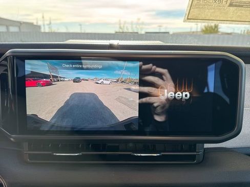 New 2026 Jeep Gladiator Sport AWD/4WD image 16