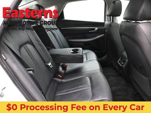 Used 2022 Hyundai Sonata Limited FWD image 25