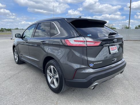 Used 2019 Ford Edge SEL w/ Equipment Group 201A image 6