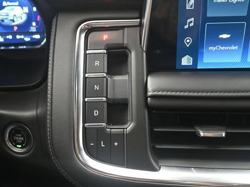 Used 2023 Chevrolet Tahoe LT w/ LT Signature Plus Package AWD/4WD image 11