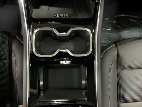 New 2026 Chevrolet Traverse High Country FWD image 25