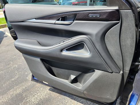 Used 2023 INFINITI QX60 Sensory w/ Cargo Package image 25