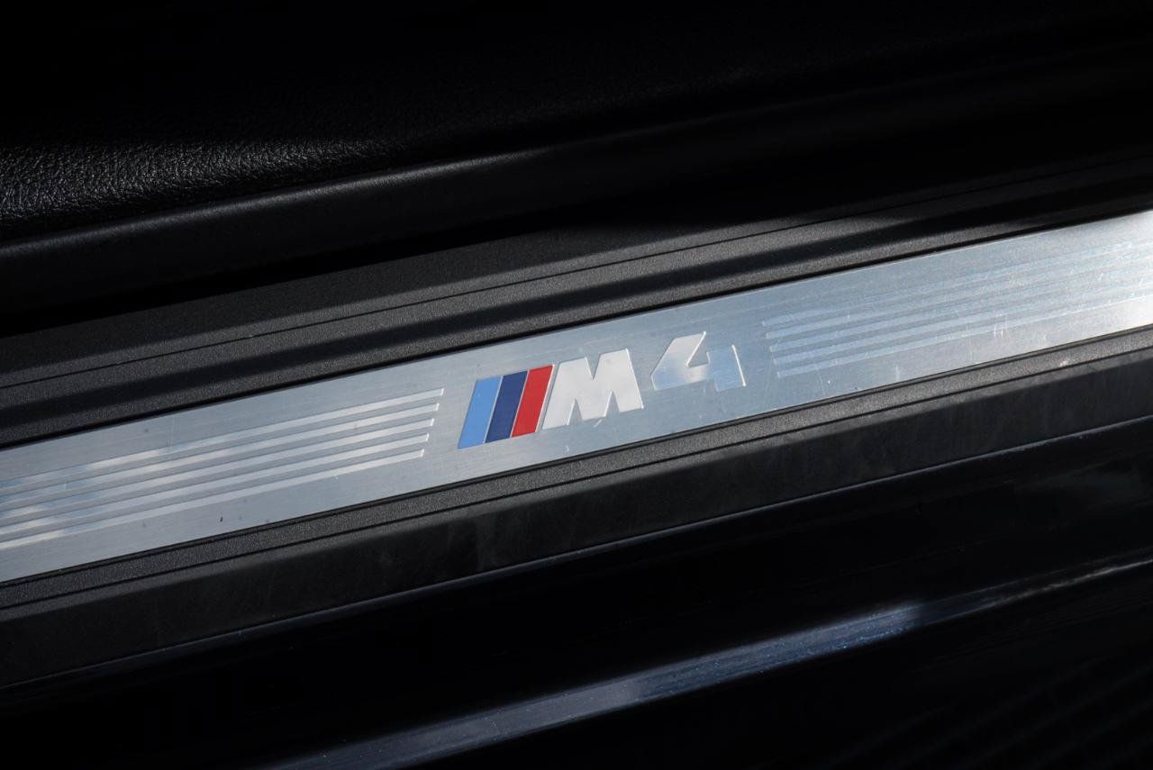 Used 2016 BMW M4 Coupe w/ Executive Package RWD image 57