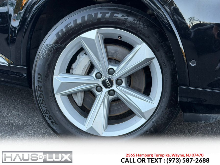 Used 2021 Audi Q7 2.0T Premium w/ Convenience Package AWD/4WD image 3