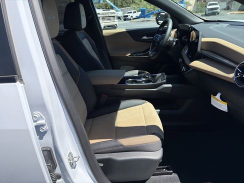 New 2026 Chevrolet Equinox ACTIV w/ Safety and Technology Package AWD/4WD image 13