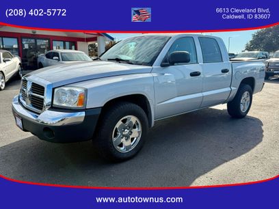 Used 2005 Dodge Dakota SLT