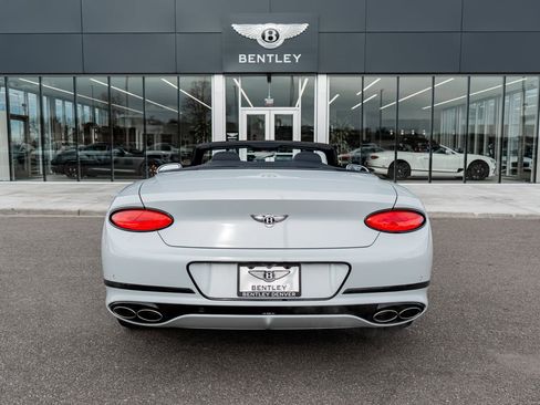 Used 2024 Bentley Continental GT Speed image 11