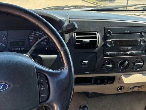 Used 2005 Ford F350 4x4 Crew Cab DRW Super Duty image 14