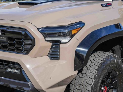 Used 2025 Toyota Tacoma TRD Pro AWD/4WD image 8