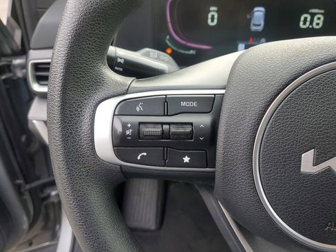 Used 2024 Kia Sportage LX FWD image 21
