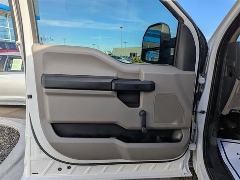 Used 2019 Ford F250 XL w/ STX Appearance Package image 10
