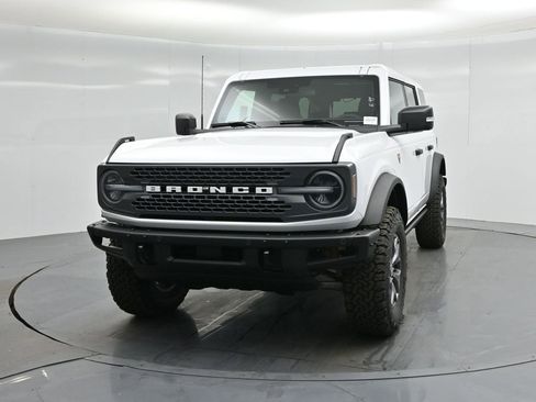 New 2025 Ford Bronco Badlands image 56