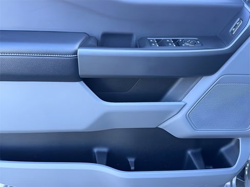 Used 2024 Ford F250 XLT w/ FX4 Off-Road Package image 12