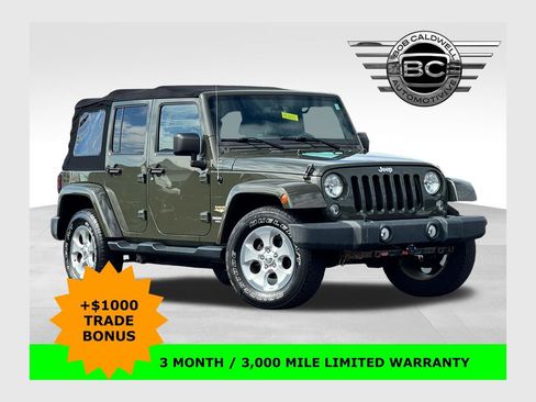 Used 2015 Jeep Wrangler Unlimited Sahara w/ Connectivity Group AWD/4WD image 1
