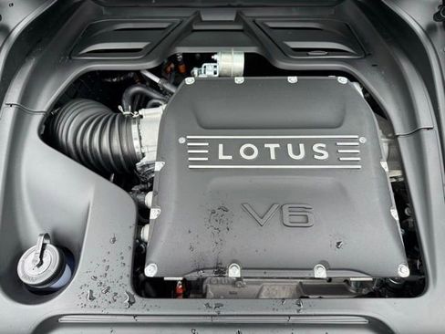 Used 2025 Lotus Emira RWD image 28