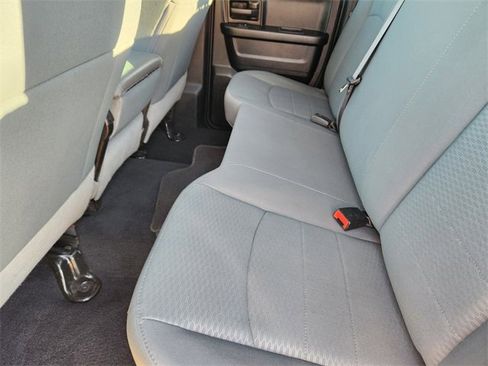 Used 2020 RAM 1500 Express image 30