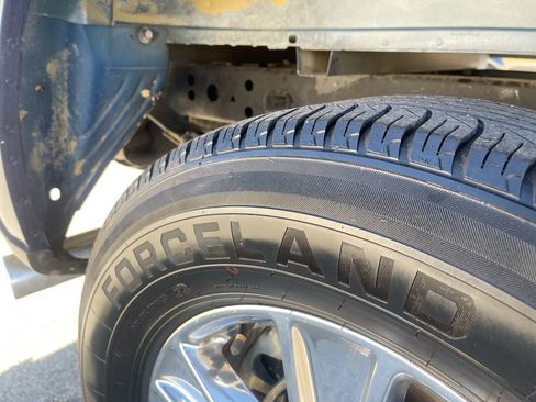 Used 2015 Ford F150 XLT w/ Equipment Group 302A Luxury image 13