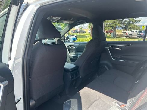 Used 2025 Toyota RAV4 SE AWD/4WD image 20