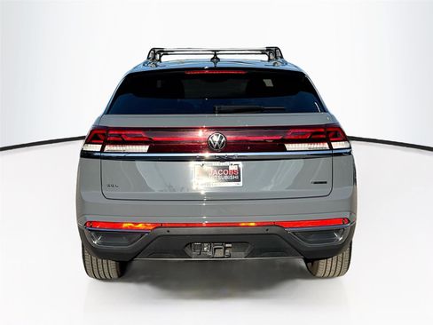 Used 2024 Volkswagen Atlas Cross Sport SEL image 25