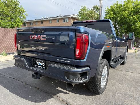 Used 2021 GMC Sierra 3500 Denali w/ Denali Ultimate Package AWD/4WD image 6
