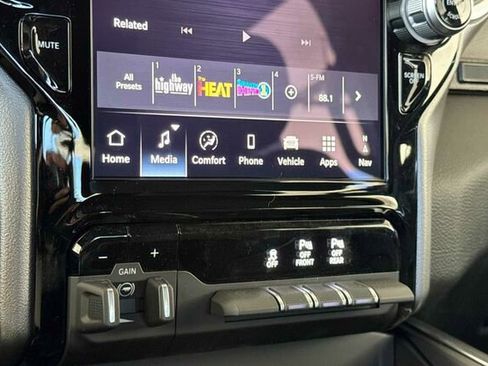 New 2026 RAM 1500 Big Horn AWD/4WD image 17