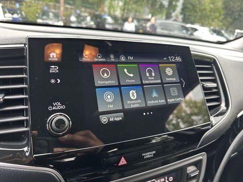 Certified 2020 Honda Pilot Touring image 24