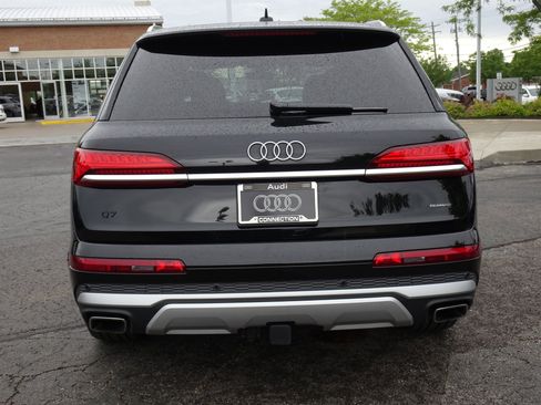Certified 2025 Audi Q7 3.0T Prestige w/ Prestige Package AWD/4WD image 4
