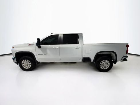 Used 2023 Chevrolet Silverado 2500 LT AWD/4WD image 4