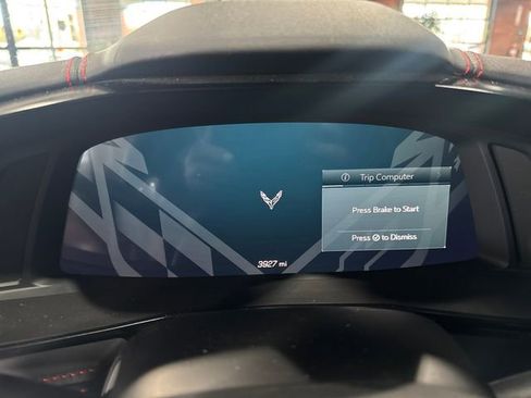 Used 2024 Chevrolet Corvette Stingray Preferred Cpe w/ Z51 Performance Package image 17