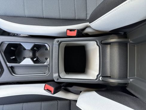 New 2025 Volkswagen Taos S image 22