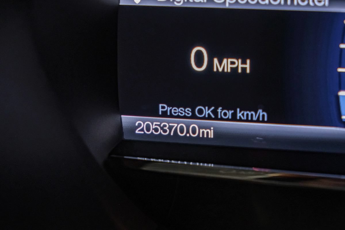 Used 2016 Lincoln Navigator Select RWD image 15