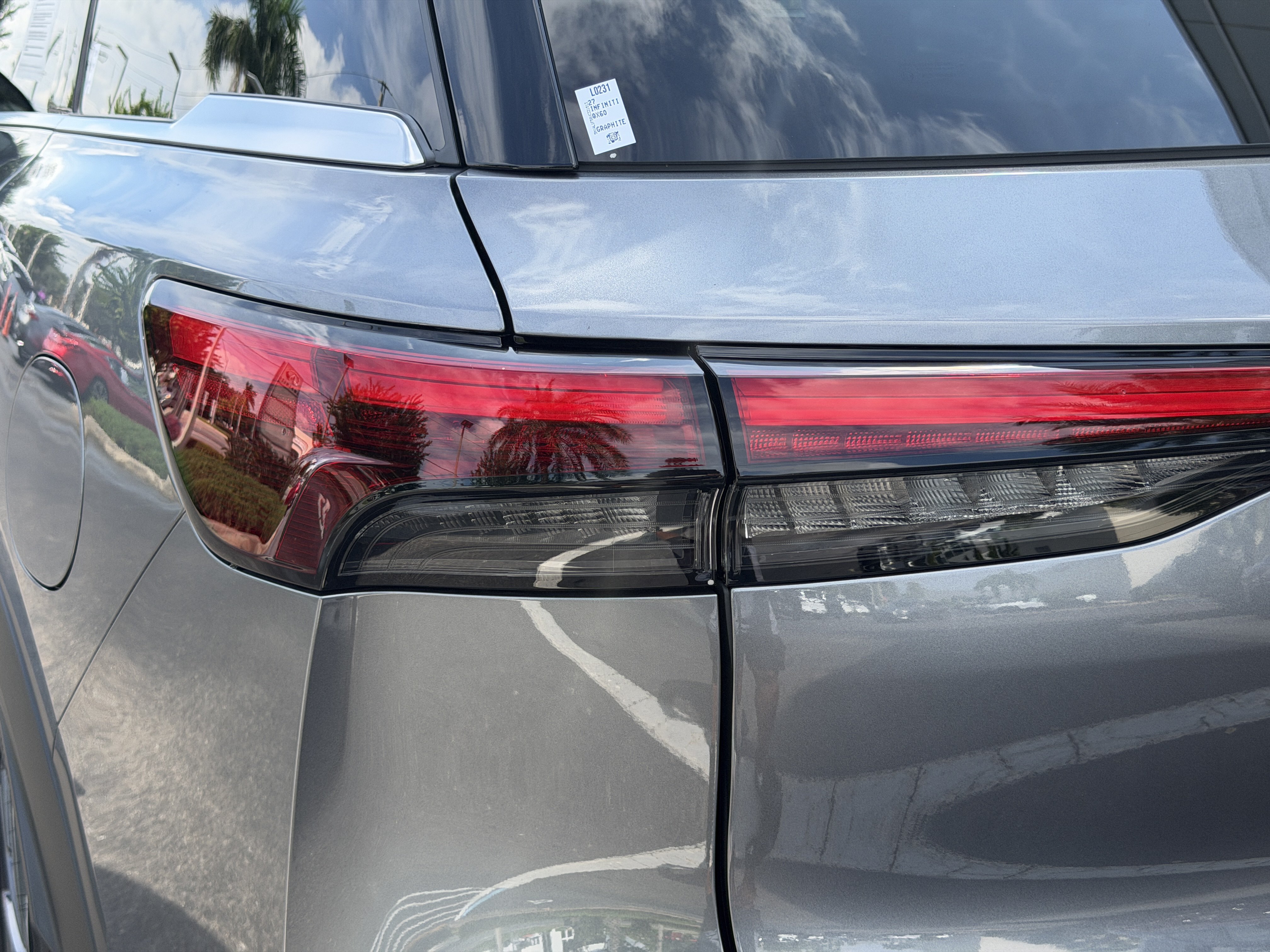 Certified 2027 INFINITI QX60 Luxe w/ Cargo Package FWD image 10