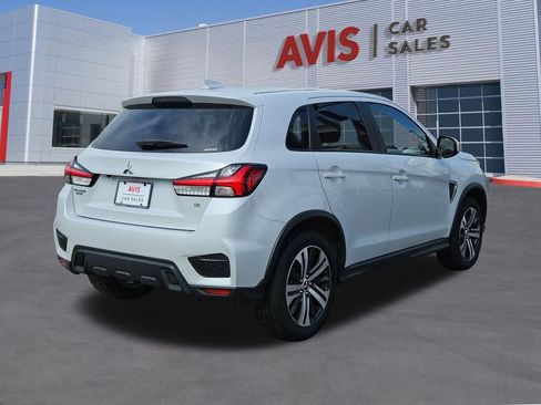 Used 2025 Mitsubishi Outlander Sport SE AWD/4WD image 6