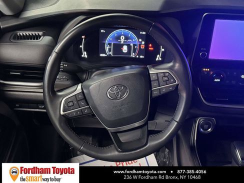 Used 2025 Toyota Grand Highlander FWD image 14