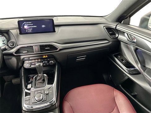 Used 2023 MAZDA CX-9 Carbon Edition image 27