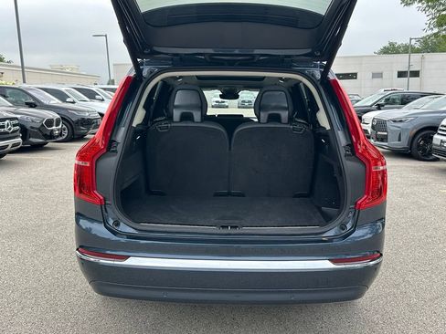 Used 2024 Volvo XC90 B6 Core AWD/4WD image 12