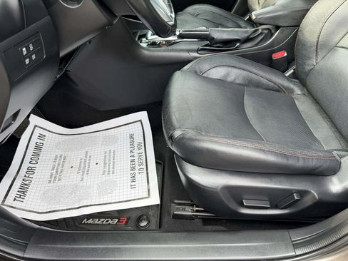 Used 2014 MAZDA MAZDA3 s Grand Touring FWD image 12