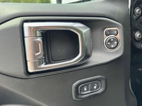 New 2025 Jeep Wrangler Sport S image 28