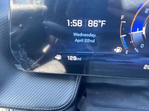 Used 2025 Chevrolet Equinox LT w/ Safety and Technology Package FWD image 16