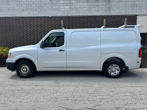 Used 2018 Nissan NV 2500 S RWD image 25