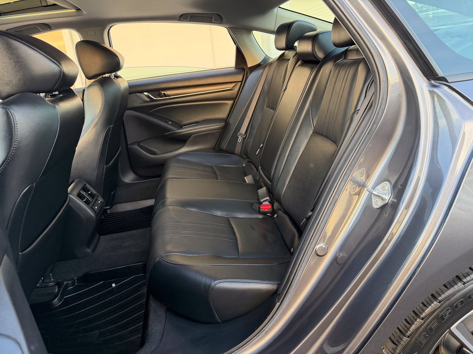 Used 2021 Honda Accord EX-L image 17