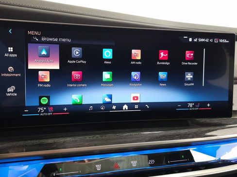 Used 2025 BMW 760i xDrive w/ Executive Package image 27